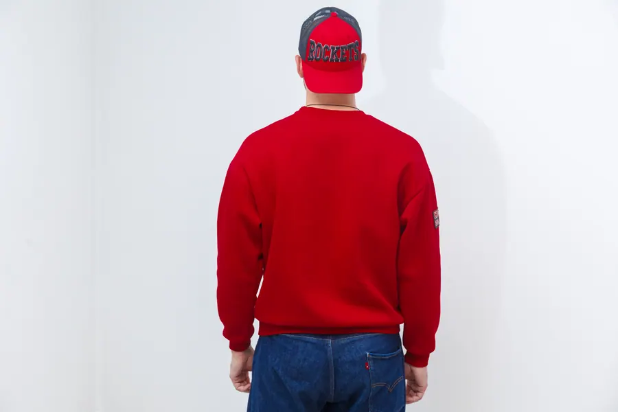 Свитшот ROCKETS CREWNECK RED, вид со спины